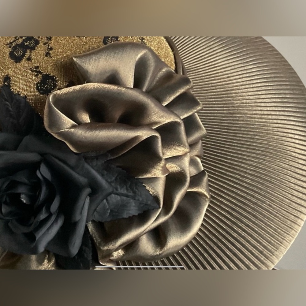 Elegant Derby Church Hat Golden Bronze/Black Accordion Pleat Wide Brim - Picture 5 of 7